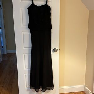 JS Boutique Black Lace/Beaded Gown NWOT Perfect Formal Dress for Prom